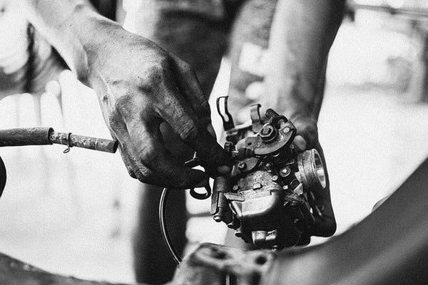 Carburateur moto : comment le nettoyer&nbsp;?