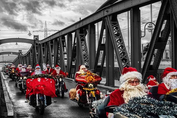 10 Idées Cadeaux de Noël pour Motards