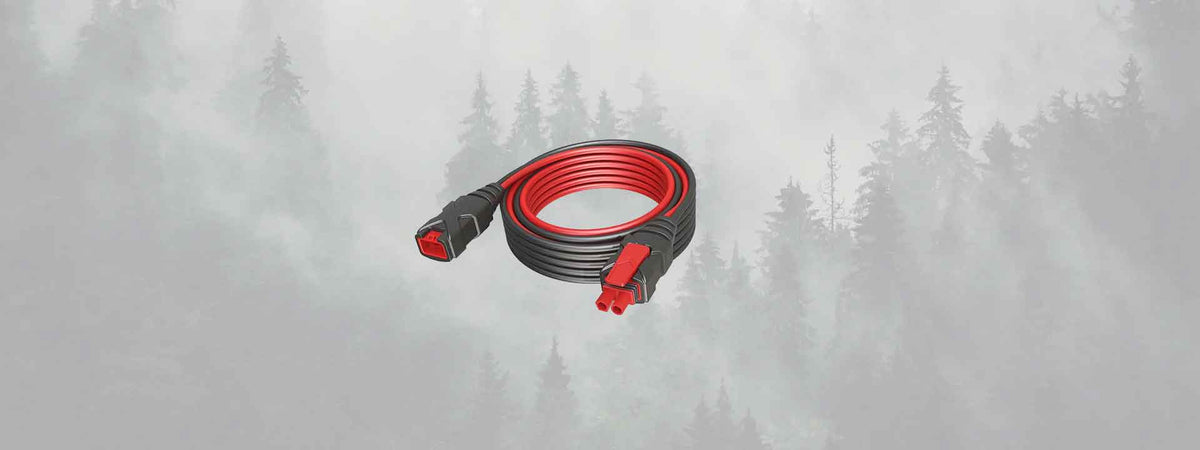 Collection d'accessoires pour chargeurs de batteries chez Blackpines.fr