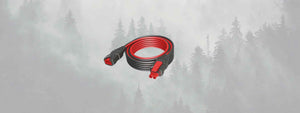Collection d'accessoires pour chargeurs de batteries chez Blackpines.fr