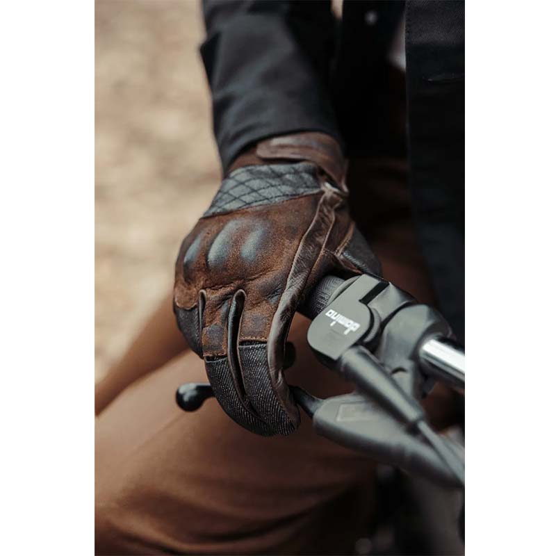 Gants moto cuir et denim homologués Age of Glory Shifter marron.