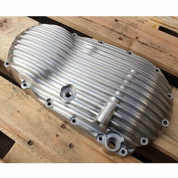 Cache moteur brossé Motone Customs pour Triumph. Blackpines.fr