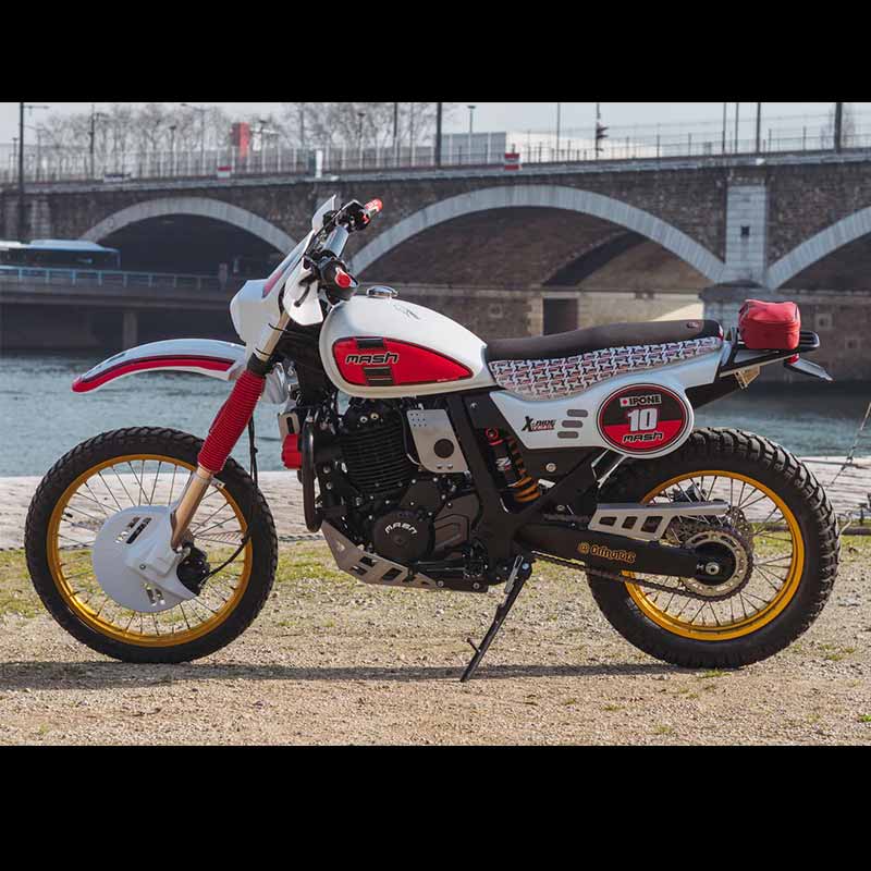 Carter de chaine Blackpines pour Mash Xride 650. Blackpines.fr