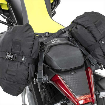 Harnais de selle Kriega OSBASE rackless pour Aprilia Tuareg 660.