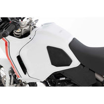 Protection reservoir moto Wunderlich pour Ducati DesertX. Blackpines.fr