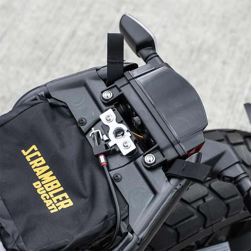 Kit de montage de sac US-DRYPACK Kriega pour Ducati Scrambler à partir de 2019.