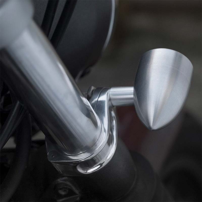 Supports clignotants polis pour fourche 41mm Motone Customs. Blackpines.fr