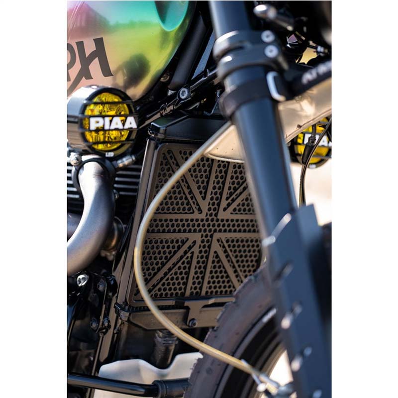 Grille radiateur Union Jack Triumph Scrambler 1200 Motone Customs. Blackpines.fr