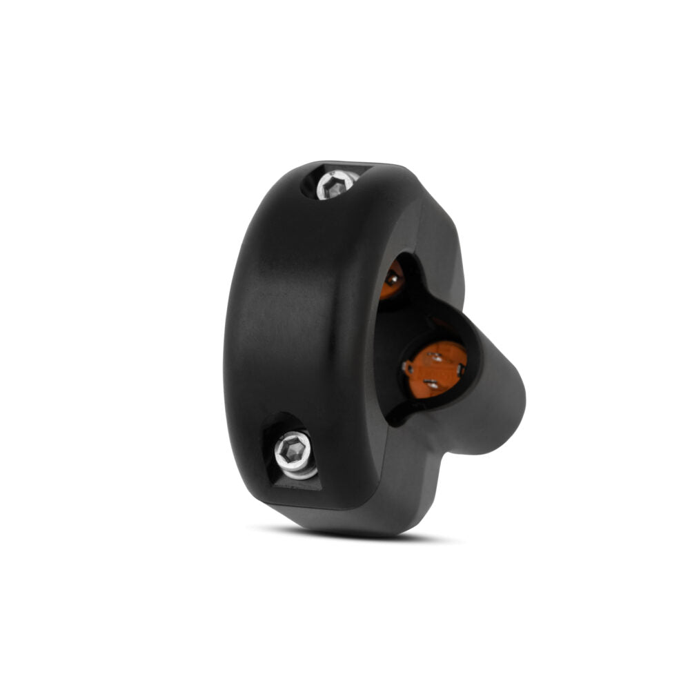 Commodo LED noir avec 3 boutons noirs marque Rebelmoto. Blackpines.fr