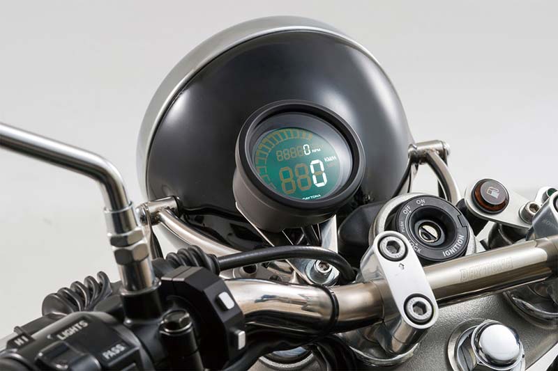 Tachymetre et compteur de vitesse digital Velona marque Daytona. Blackpines.fr