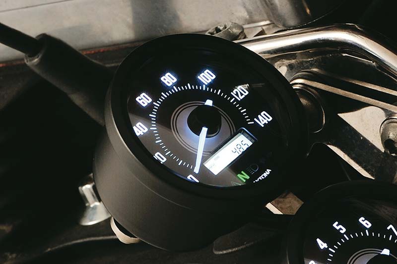 Compteur vitesse 140 km/h Daytona Velona60. Blackpines.fr 
