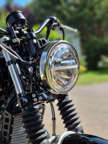 Phare optique LED 7 pouces Voyage marque Highsider. Blackpines.fr