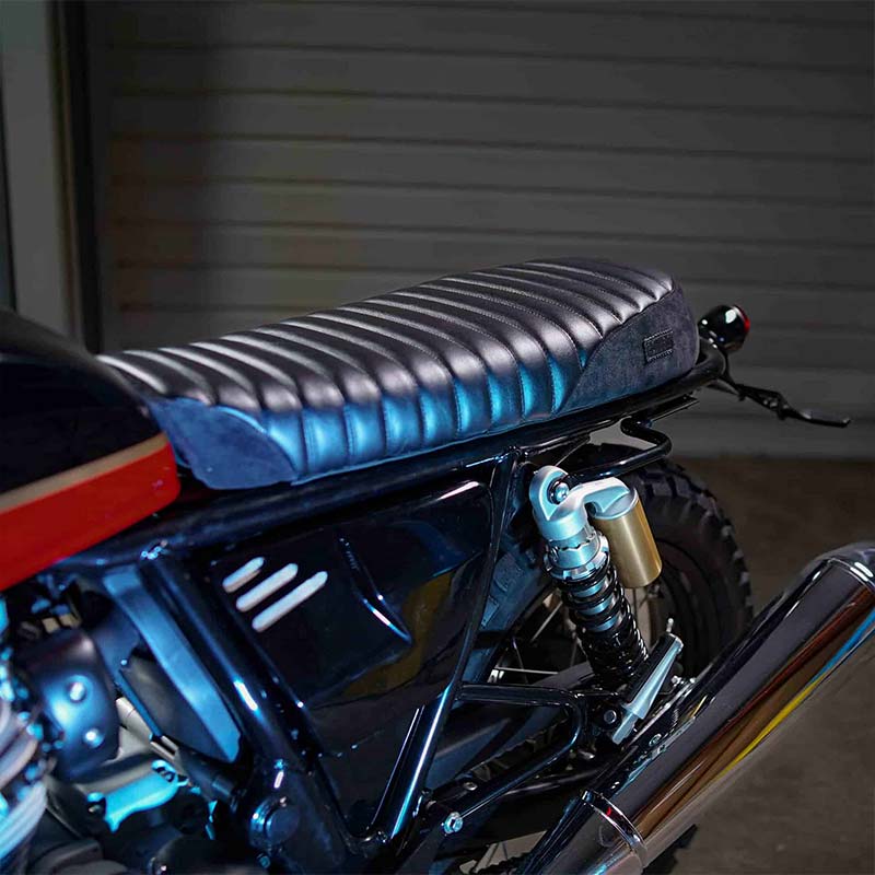 Caches lateraux Street Scrambler Bonvent pour Royal Enfield 650. Blackpines.fr