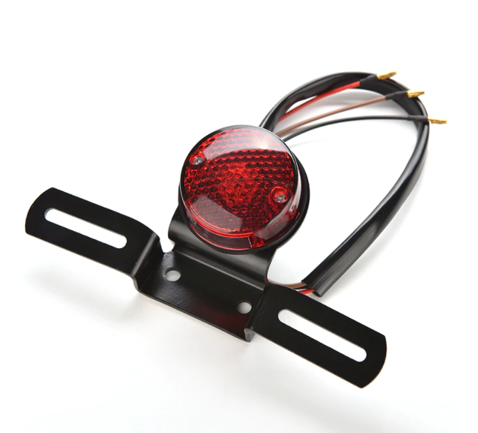 Phare arri&egrave;re caf&eacute; racer avec support de plaque  blackpines.fr  blackpines.fr
