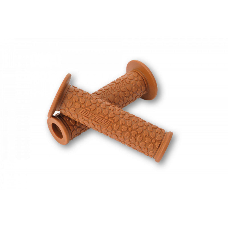 Paire de poignees moto caramel DAYTONA SAKURA 22 mm. Blackpines.fr