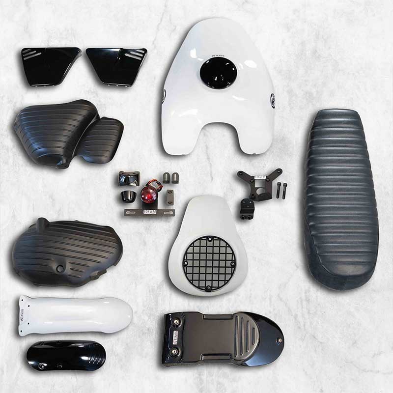 Kit blanc scrambler vintage rallye Bonvent Motorbikes pour Interceptor. Blackpines.fr