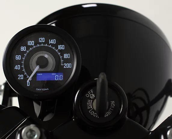 Kit compteur daytona velona pour Royal Enfield Interceptor 650. Blackpines.fr