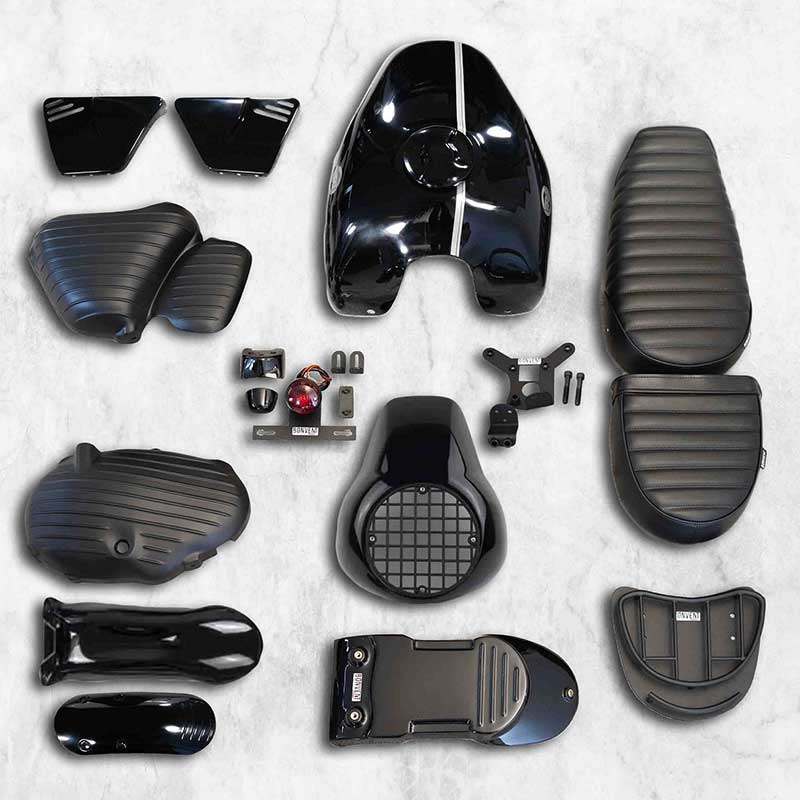 Kit noir scrambler vintage rallye Bonvent Motorbikes pour Interceptor. Blackpines.fr