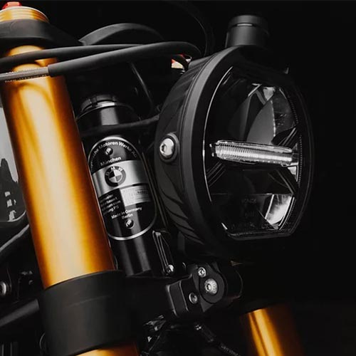Kit tes de fourche Le Motographe pour BMW R nineT Roadster. Blackpines.fr