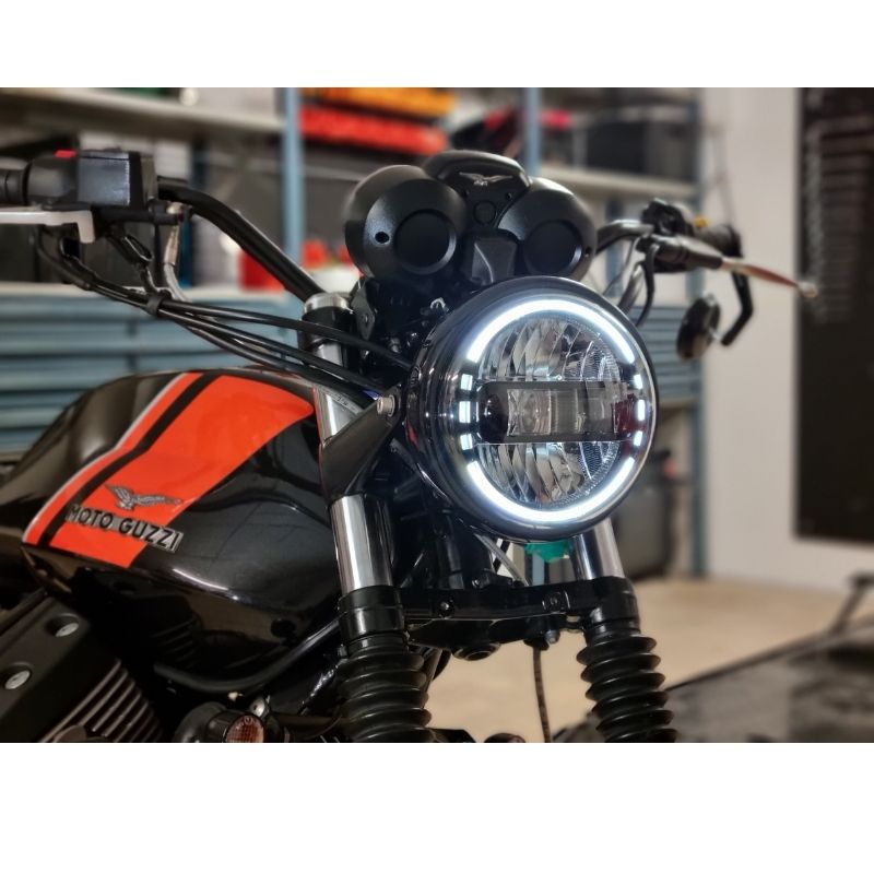 Phare avant avec optique full LED mod&egrave;le DASH  blackpines.fr  blackpines.fr