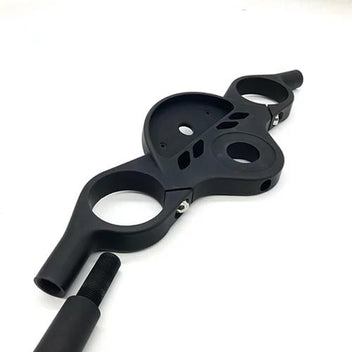 Te de fourche superieur V1 Le Motographe pour BMW R nineT. Blackpines.fr