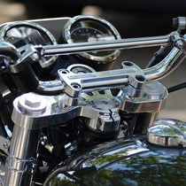 Tes de fourche Le Motographe pour Royal Enfield 650. Blackpines.fr